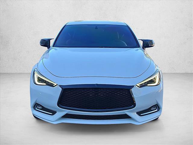 Used 2018 INFINITI Q60 2.0t w/ Moonroof Package RWD image 2