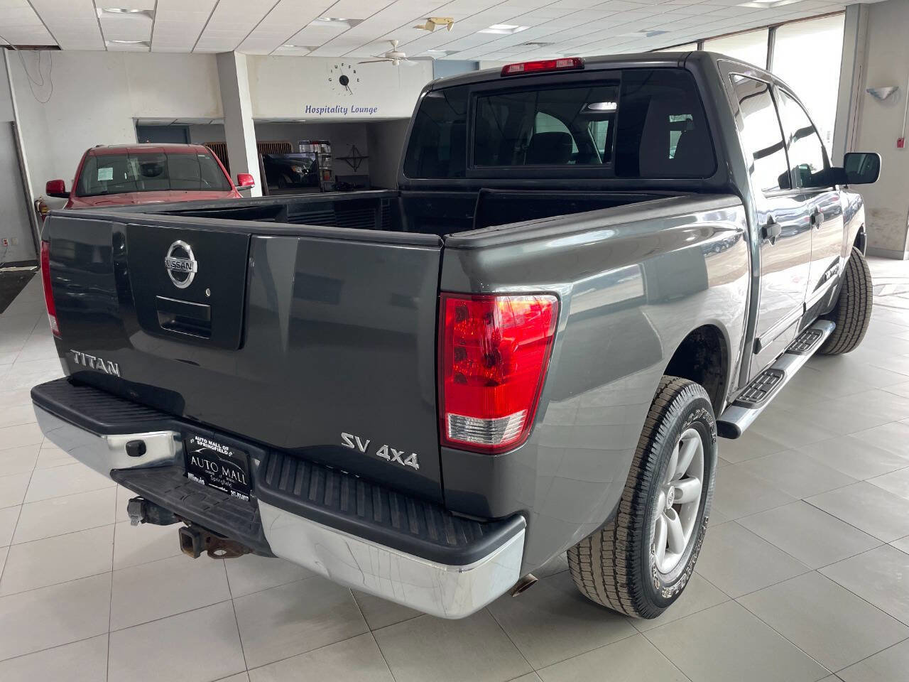 Used 2012 Nissan Titan SV image 8