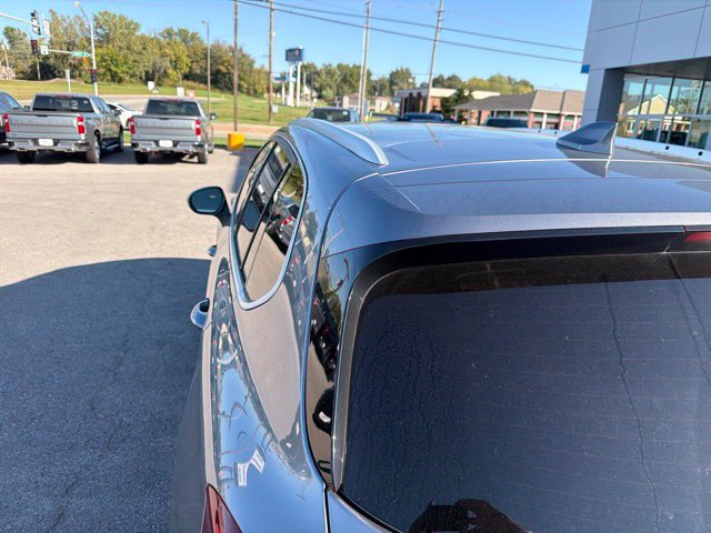 Used 2020 Buick Envision Essence FWD image 31