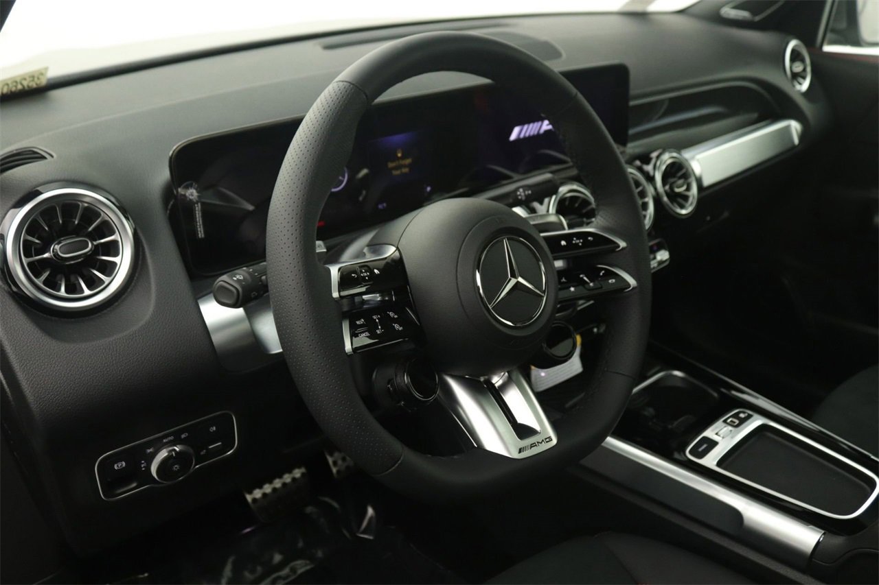 New 2026 Mercedes-Benz GLB 35 AMG 4MATIC image 5