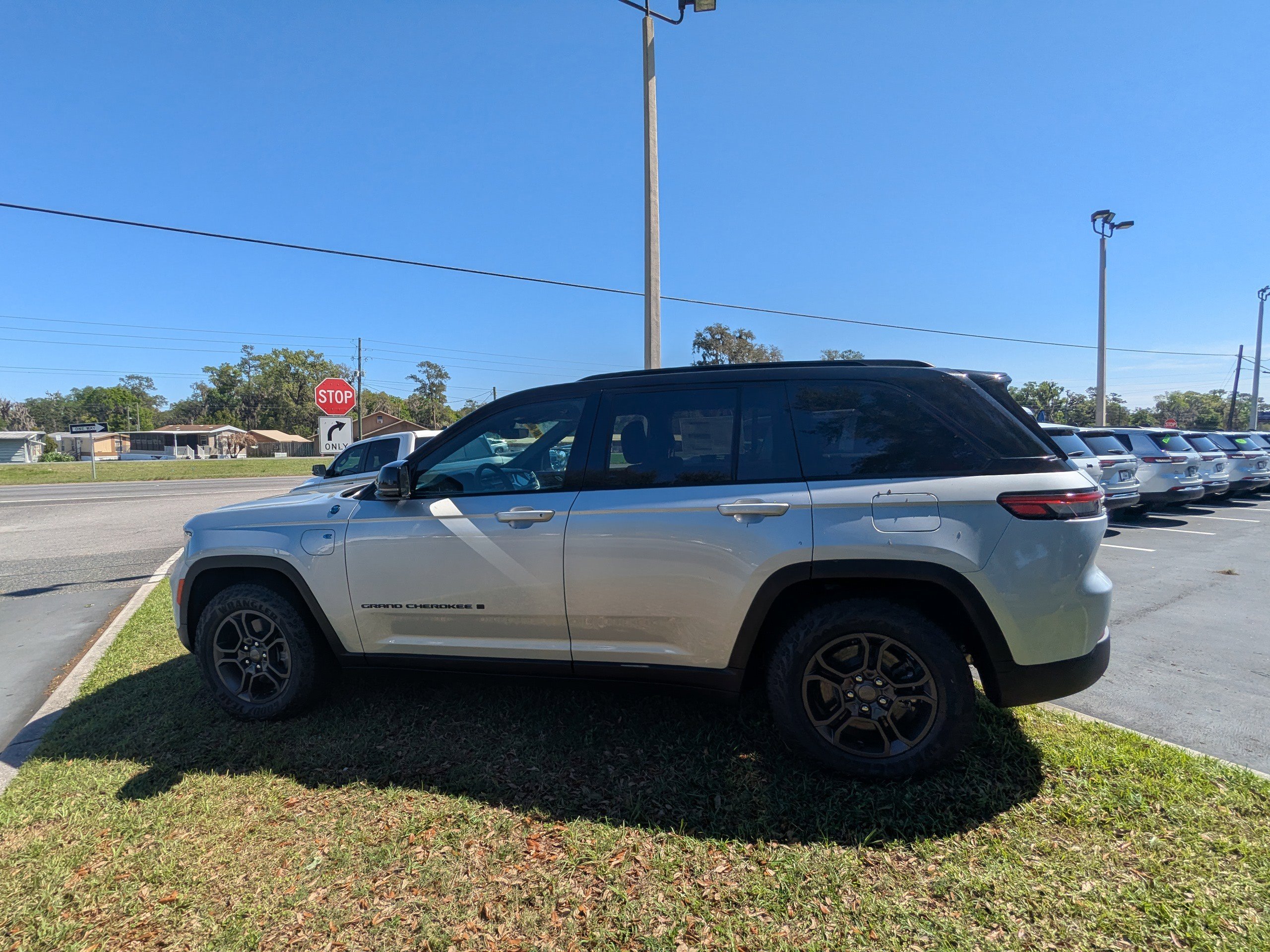 New 2025 Jeep Grand Cherokee Trailhawk image 6