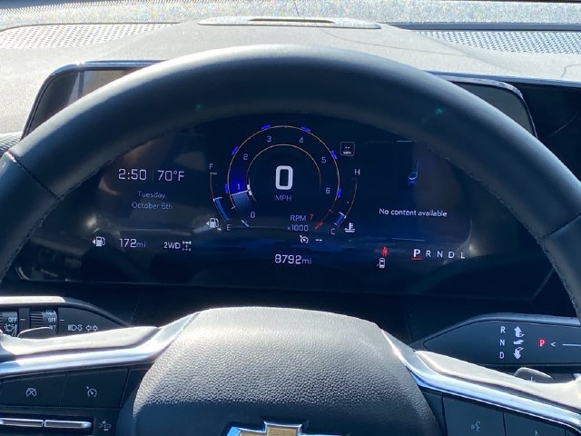 Used 2025 Chevrolet Equinox LT w/ Safety and Technology Package AWD/4WD image 9