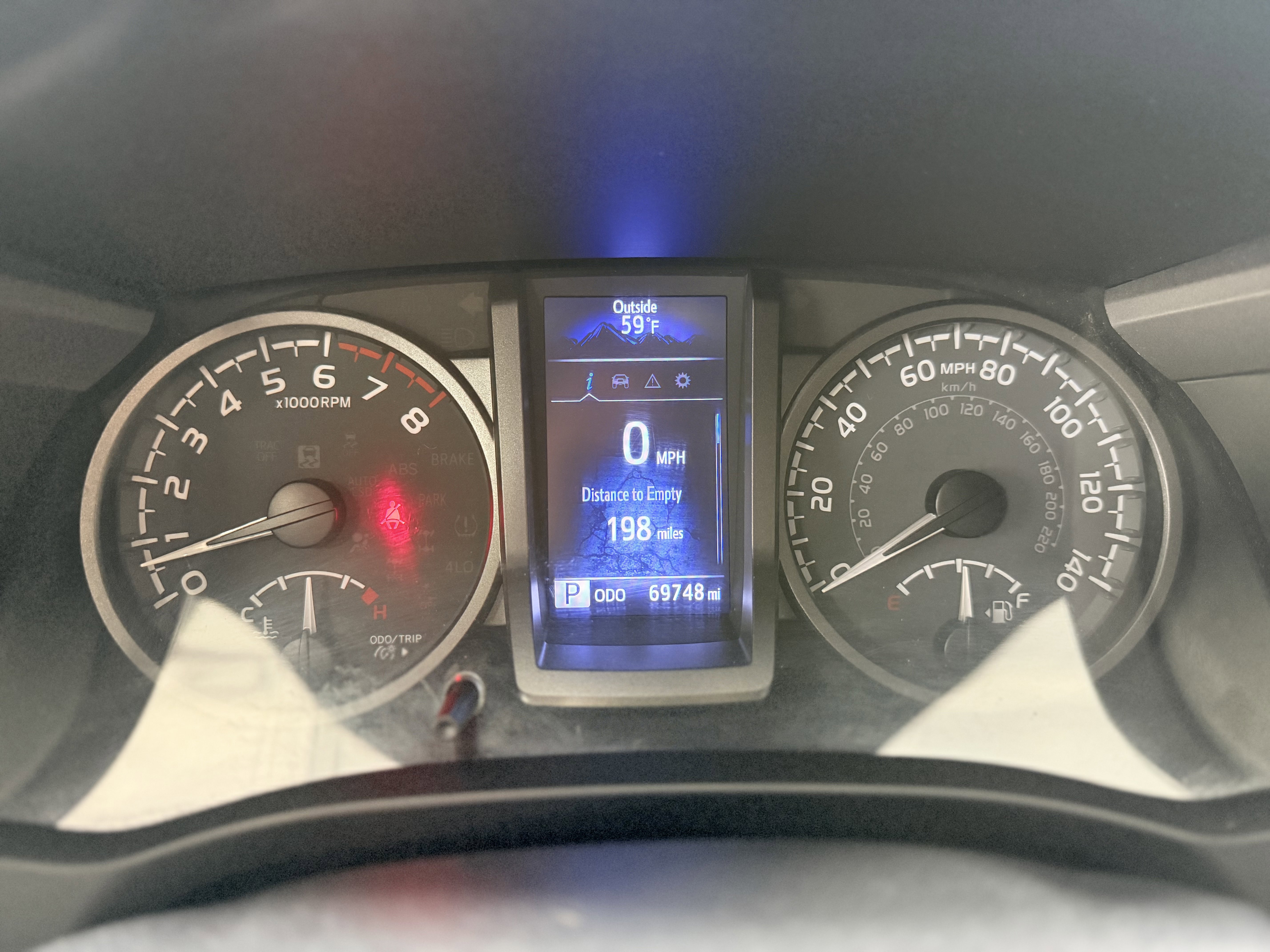 Used 2021 Toyota Tacoma TRD Off-Road w/ Technology Package image 16