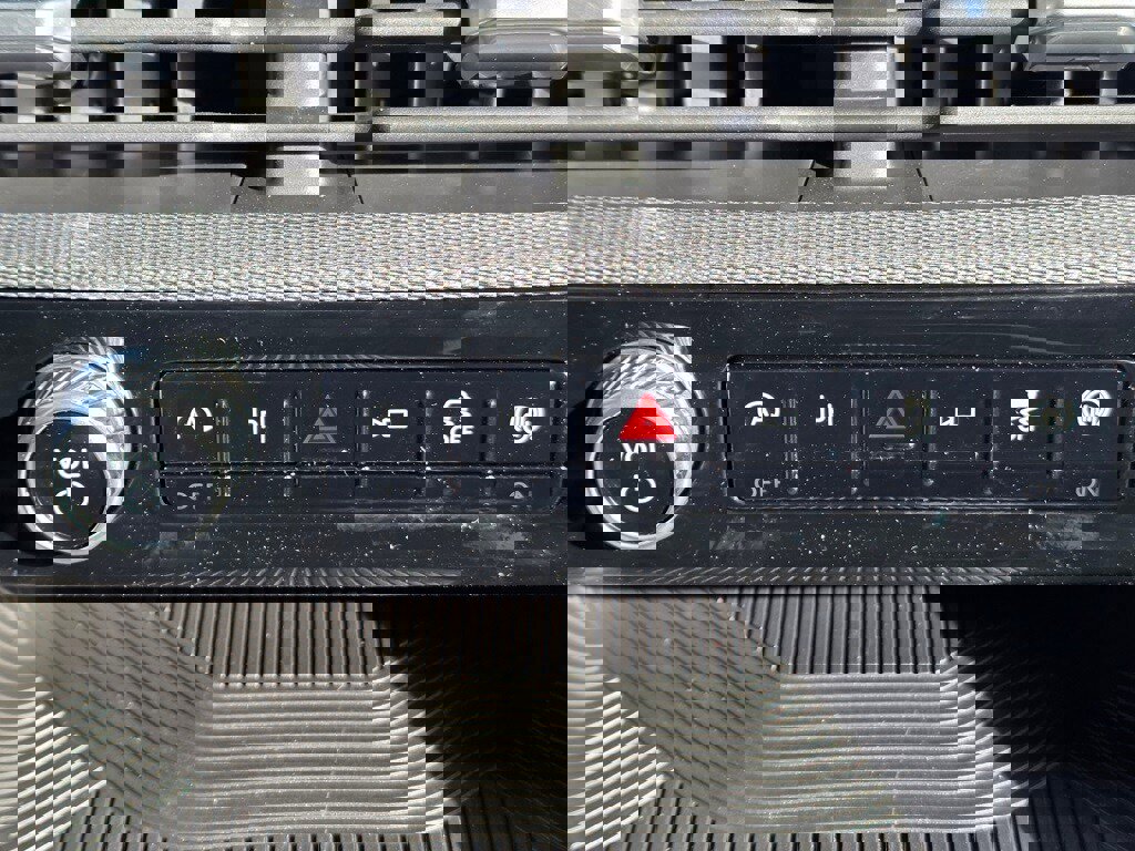 New 2026 Ford Explorer ST-Line w/ ST-Line Street Pack image 15