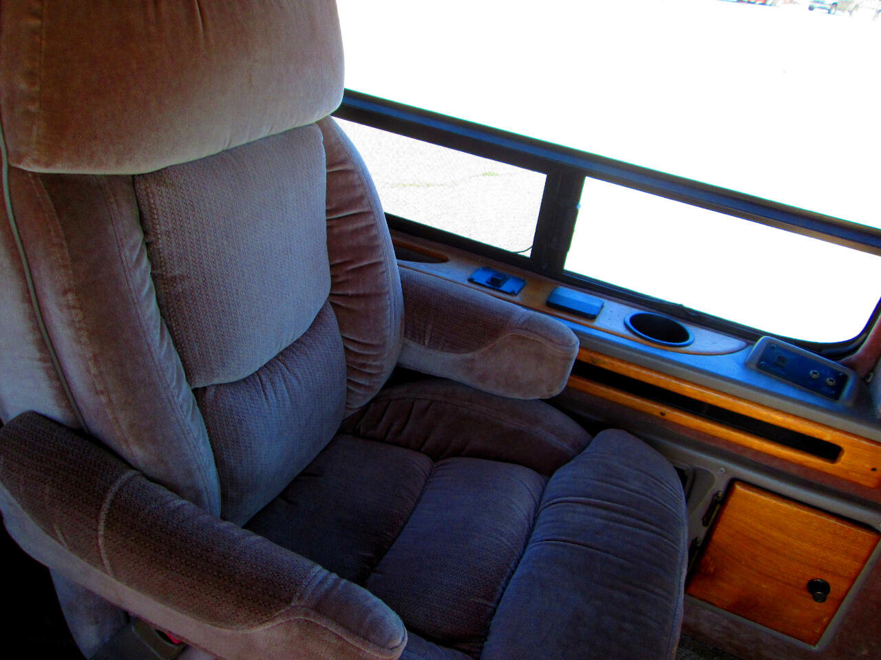 Used 1997 Chevrolet Express 1500 image 11