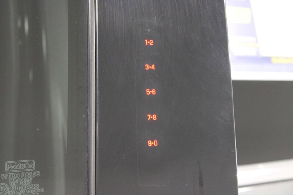 Used 2021 Ford Expedition XLT image 19