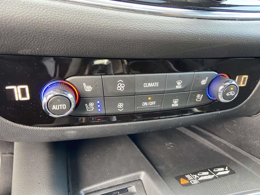 Used 2023 Buick Enclave Avenir w/ Avenir Technology Package FWD image 20