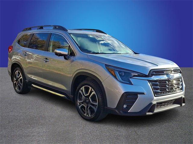 Used 2023 Subaru Ascent Limited w/ Technology Package image 3