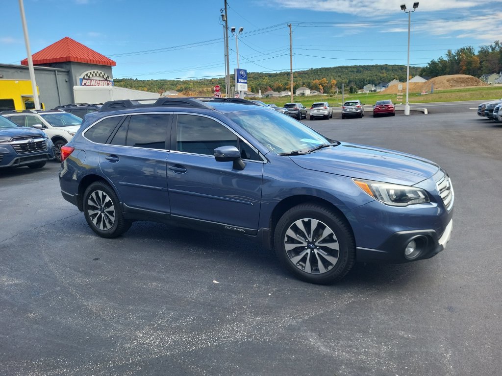 Used 2017 Subaru Outback 3.6R Limited AWD/4WD image 5
