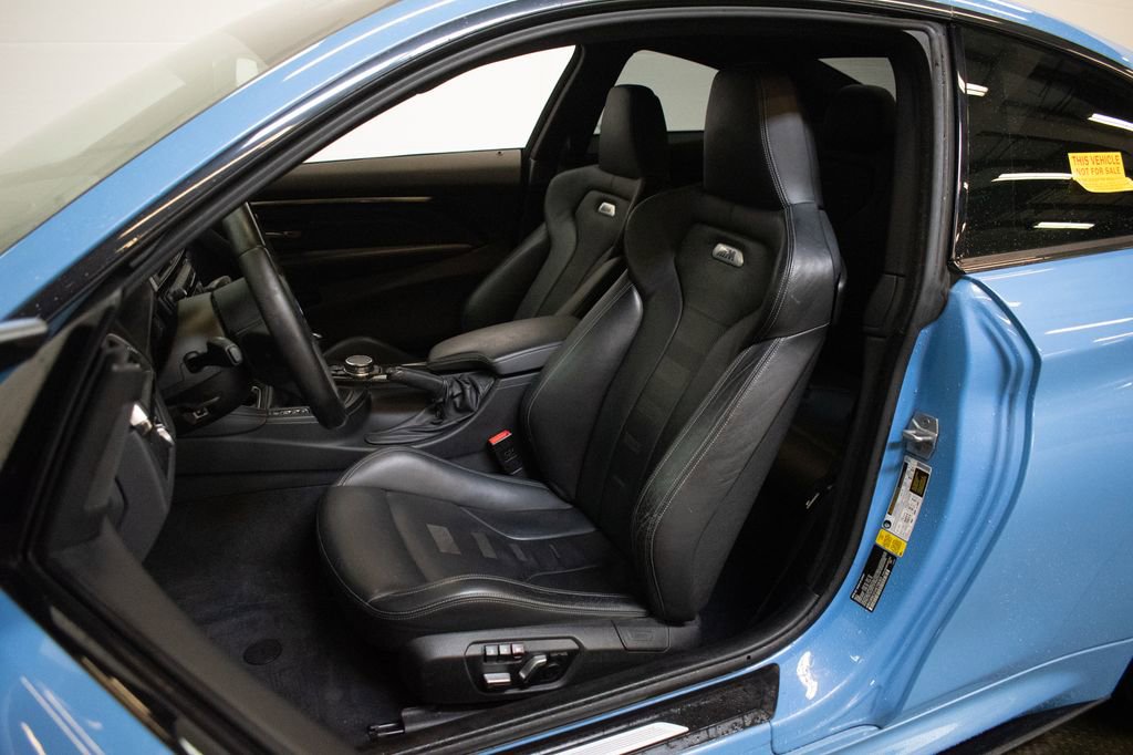 Used 2017 BMW M4 Coupe RWD image 19