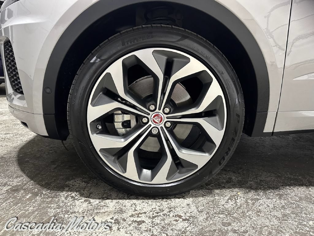 Used 2019 Jaguar E-PACE R-Dynamic HSE AWD/4WD image 29