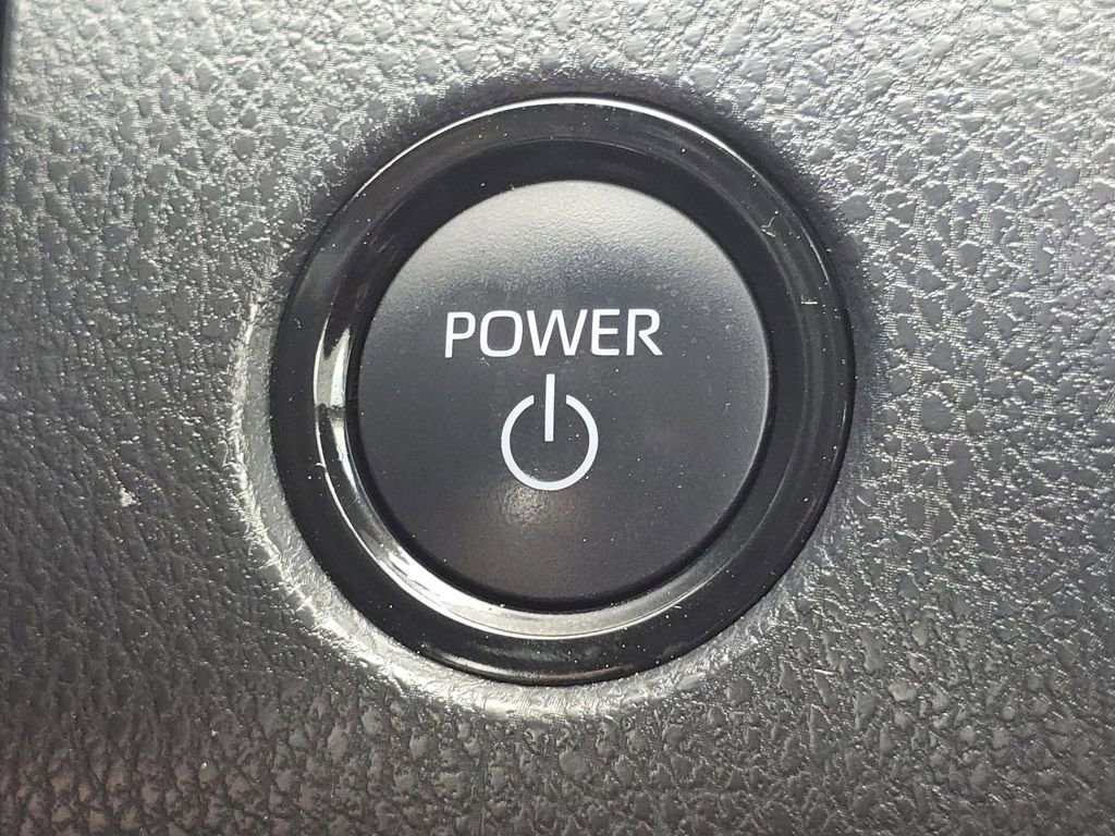 Used 2025 Toyota Camry LE FWD image 32