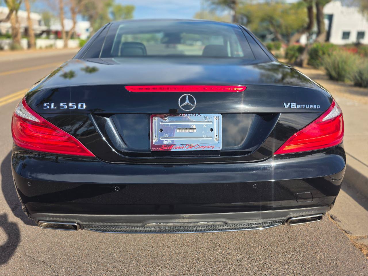 Used 2013 Mercedes-Benz SL 550 w/ Premium Pkg image 24
