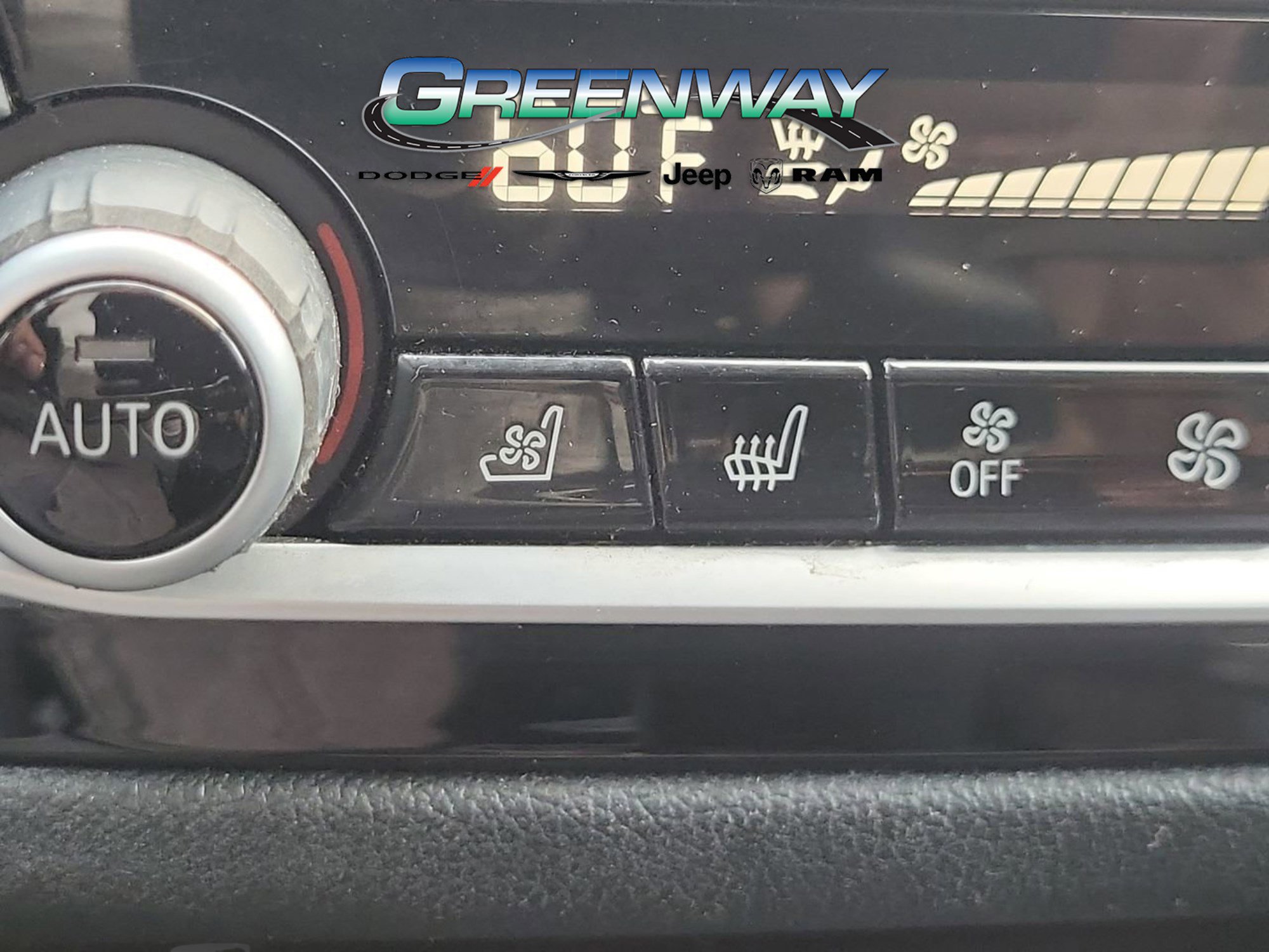 Used 2021 BMW M550i xDrive w/ Premium Package image 24