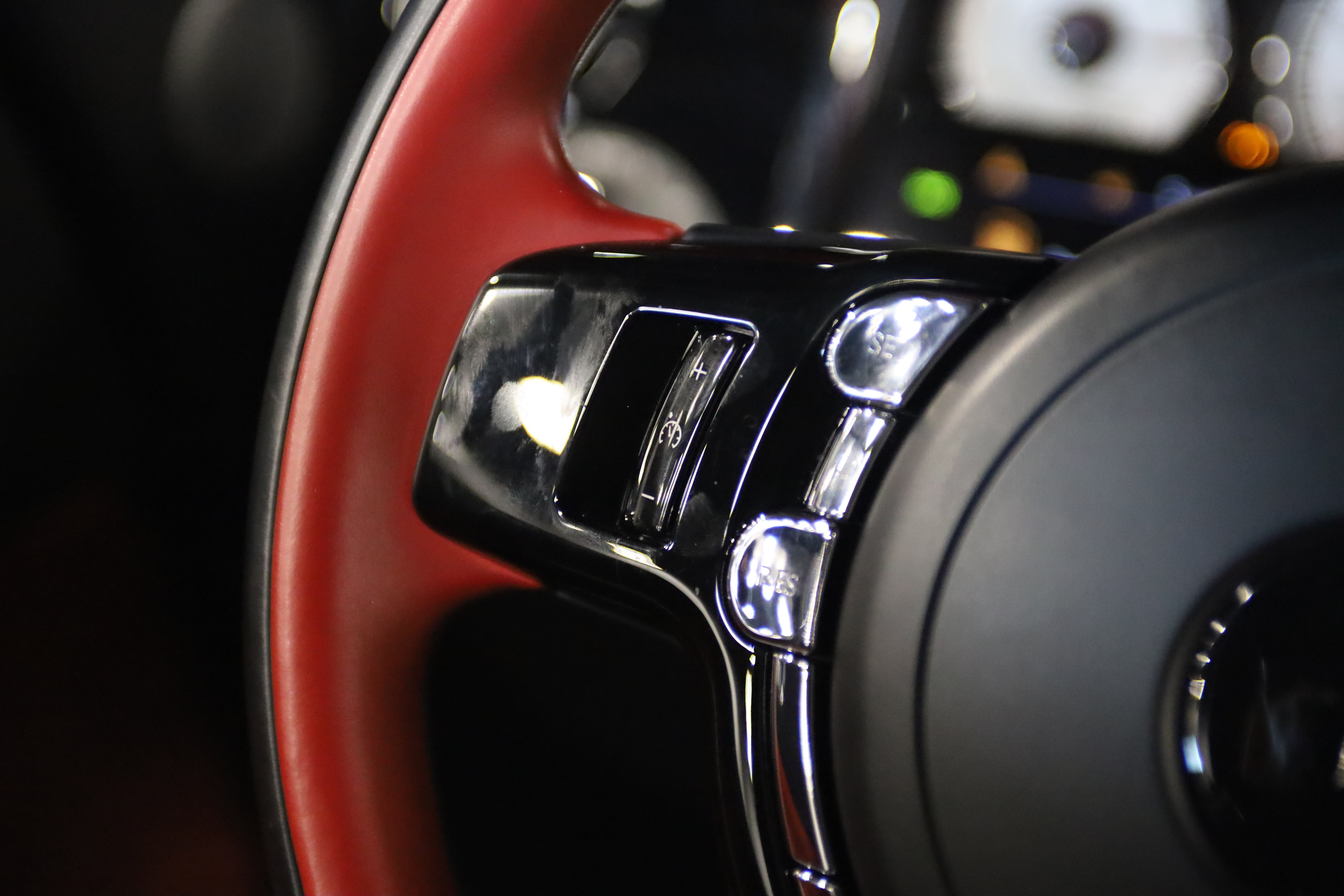 Used 2018 Rolls-Royce Wraith RWD image 22