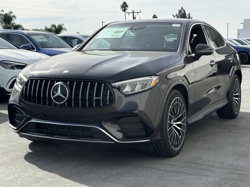New 2025 Mercedes-Benz GLC 43 AMG 4MATIC Coupe image 8