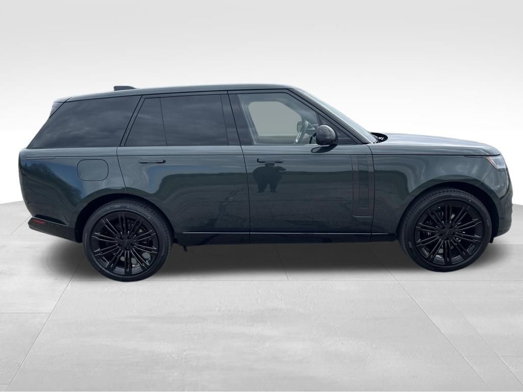 New 2026 Land Rover Range Rover SE image 6