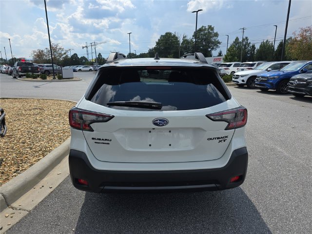 Used 2023 Subaru Outback Onyx Edition XT AWD/4WD image 5