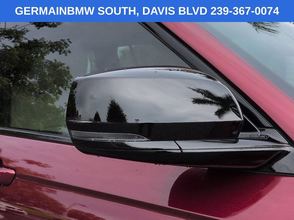 Used 2023 Jeep Grand Cherokee Limited w/ Black Appearance Package AWD/4WD image 13