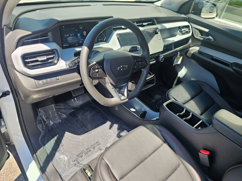 New 2027 Chevrolet Bolt RS FWD image 19