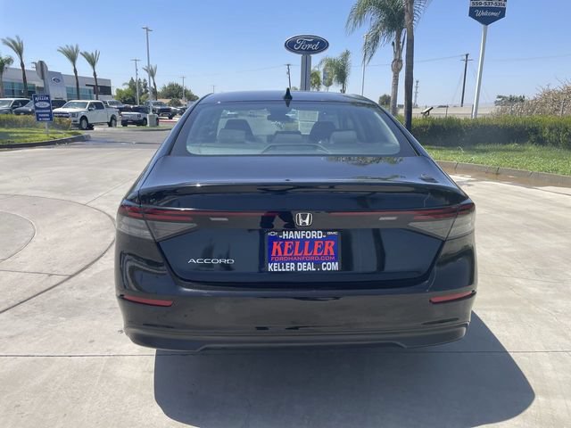 Used 2025 Honda Accord SE image 7