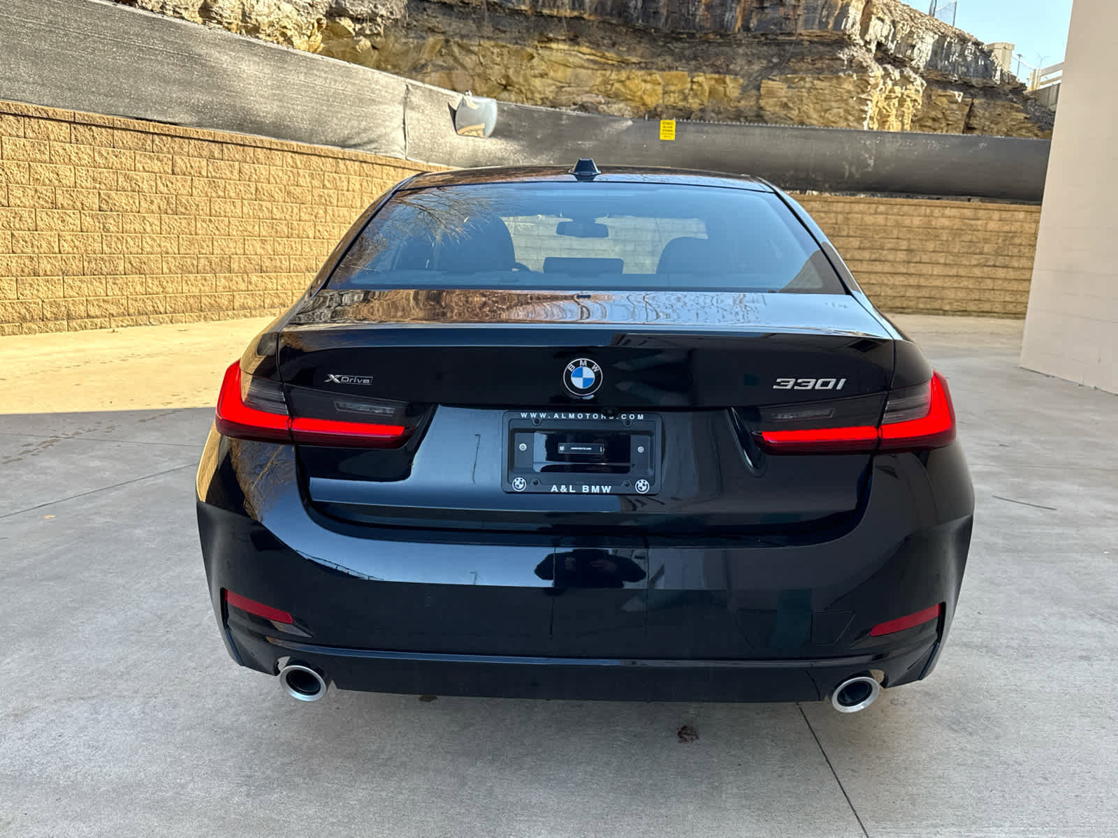 Used 2026 BMW 330i xDrive Sedan w/ Convenience Package image 4