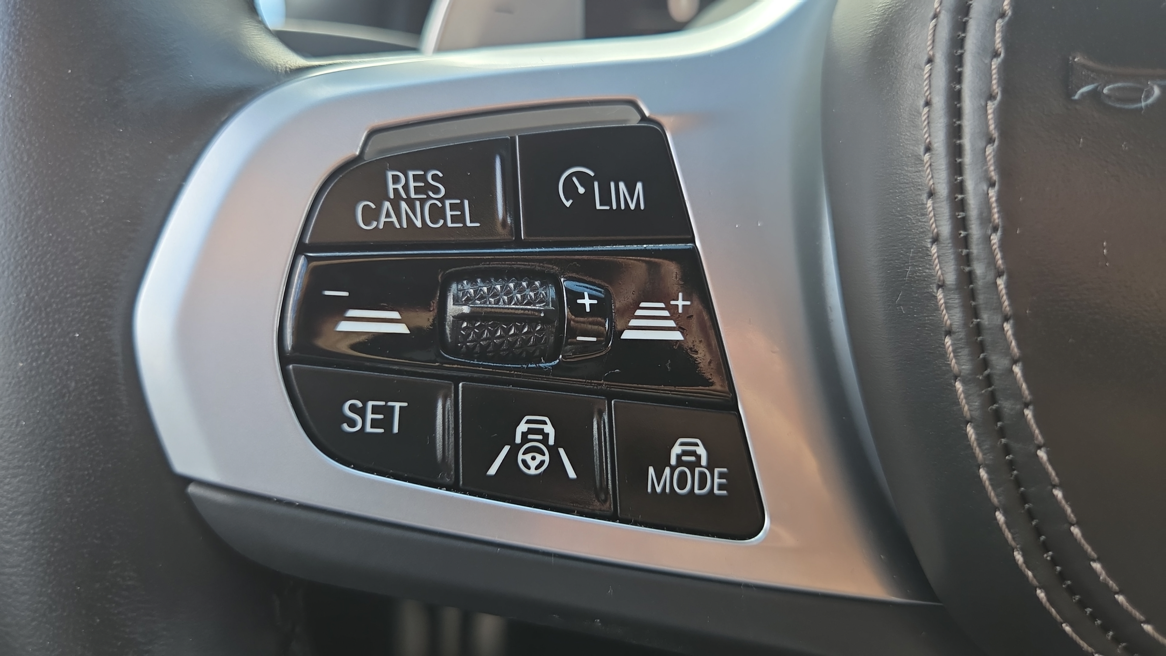 Certified 2024 BMW 840i xDrive Convertible AWD/4WD image 18