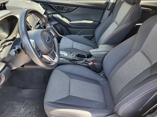 Used 2020 Subaru Crosstrek 2.0i Premium w/ Moonroof Package 1 AWD/4WD image 12