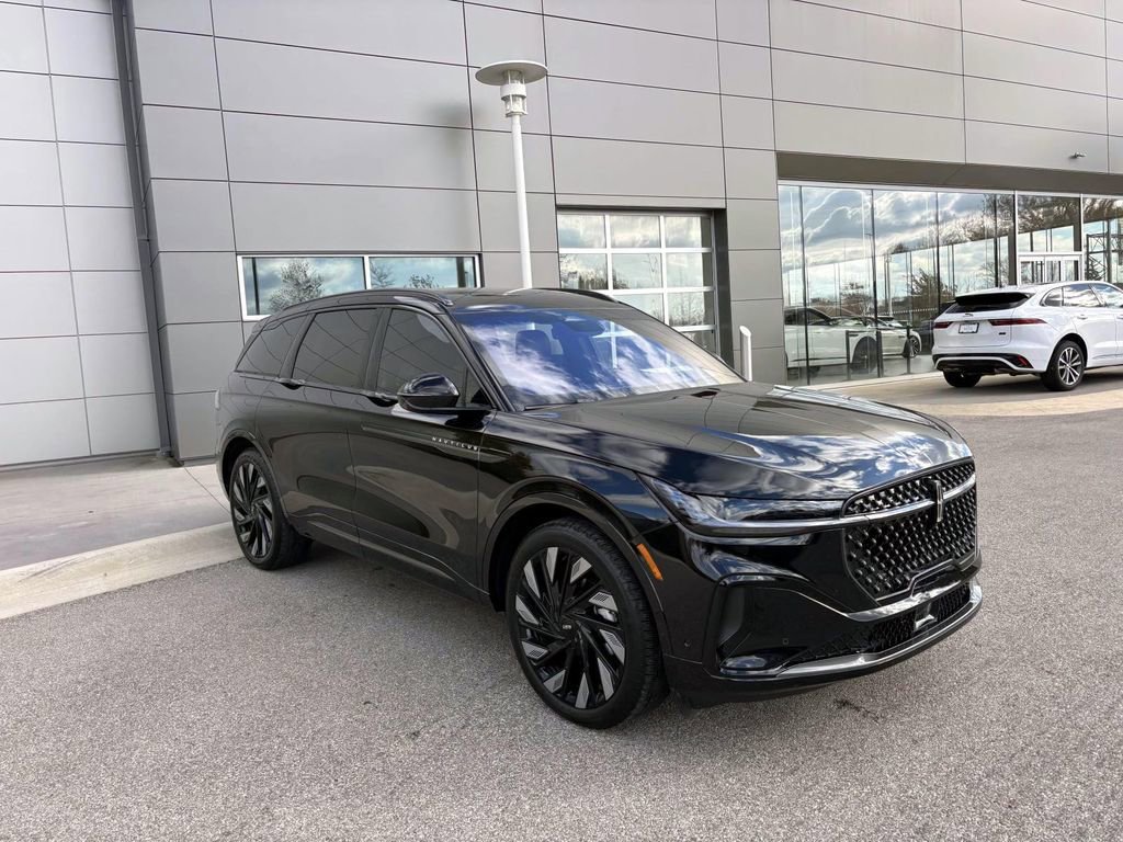 Used 2024 Lincoln Nautilus Reserve w/ Equipment Group 202A