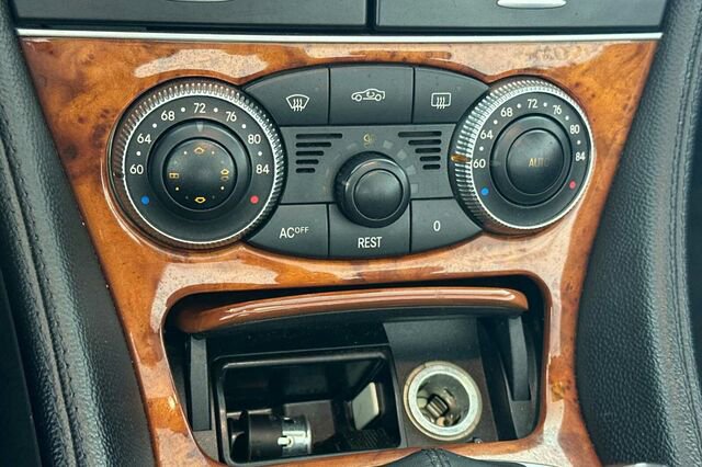 Used 2005 Mercedes-Benz SL 500 image 21
