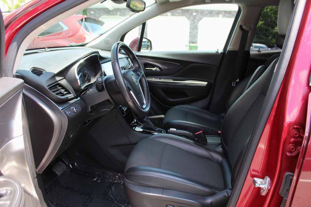 Used 2019 Buick Encore Preferred AWD/4WD image 23