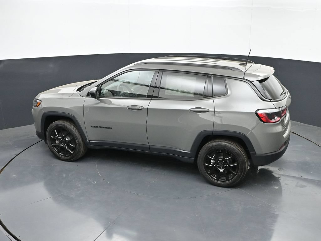 New 2026 Jeep Compass Latitude AWD/4WD image 41