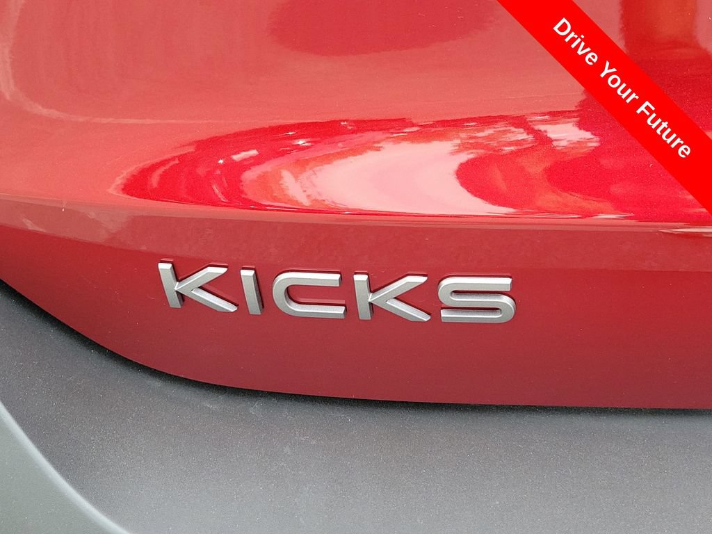 Used 2026 Nissan Kicks SV w/ SV Premium Package FWD image 27