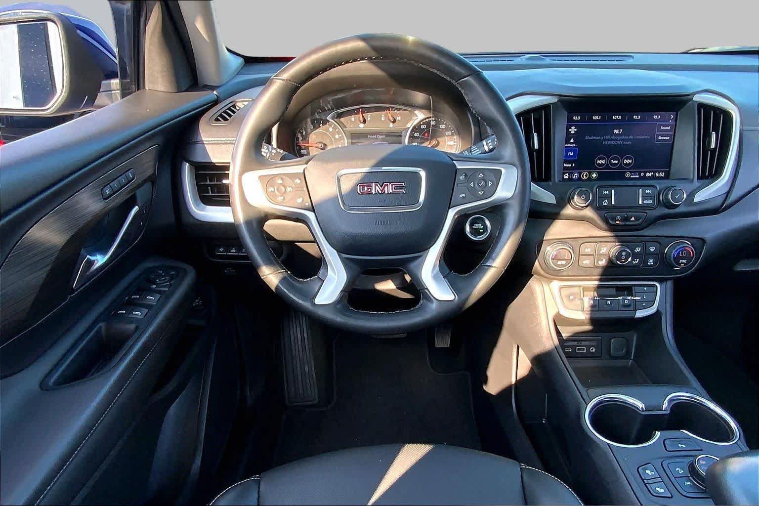 Used 2023 GMC Terrain SLT w/ Tech Package AWD/4WD image 6