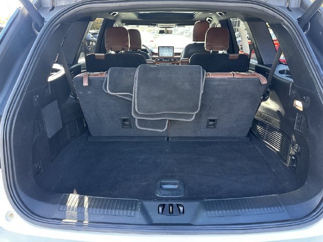 Certified 2021 Lincoln Aviator Reserve w/ Elements Package Plus AWD/4WD image 44