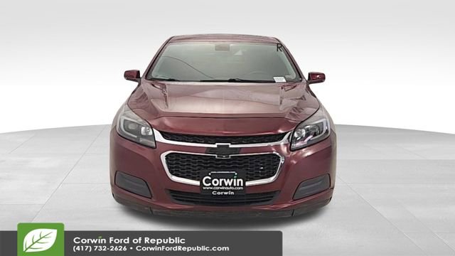 Used 2015 Chevrolet Malibu LT w/ Power Convenience Package image 2