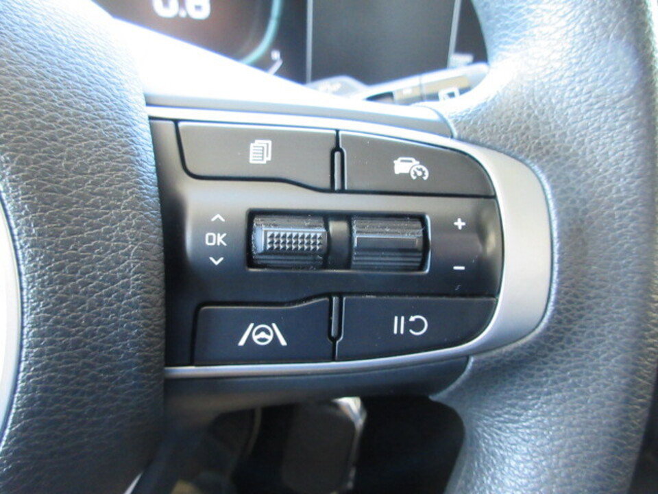 Used 2024 Kia Sportage LX image 27