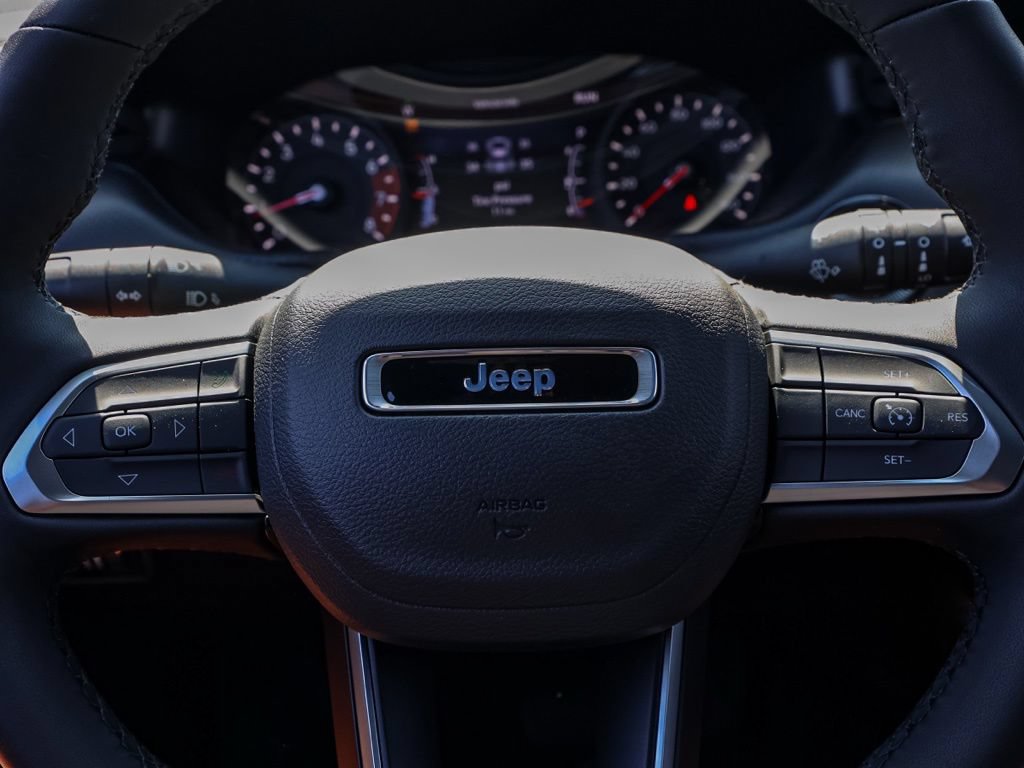 New 2026 Jeep Compass Latitude AWD/4WD image 25