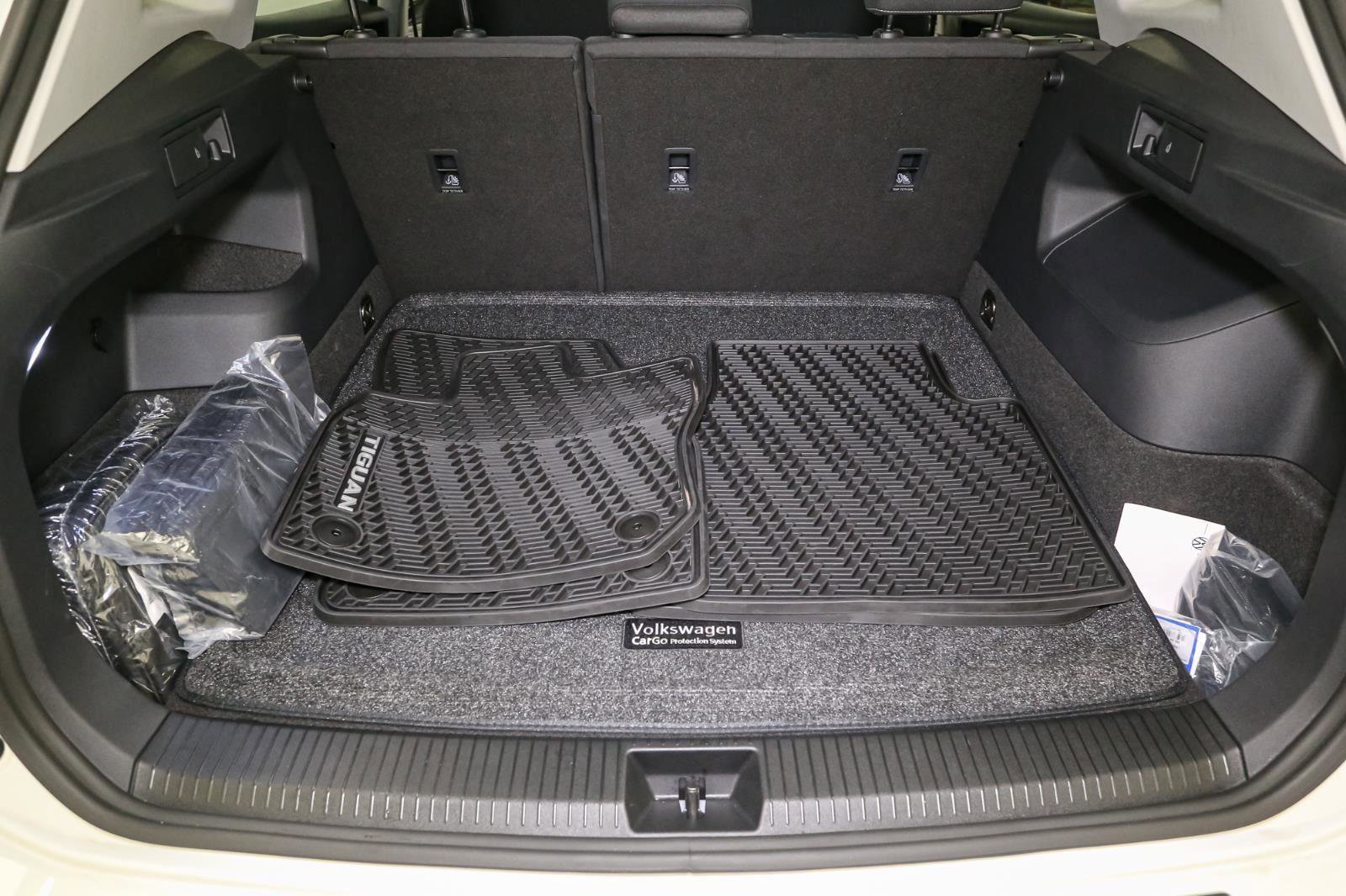 Used 2025 Volkswagen Tiguan S image 14