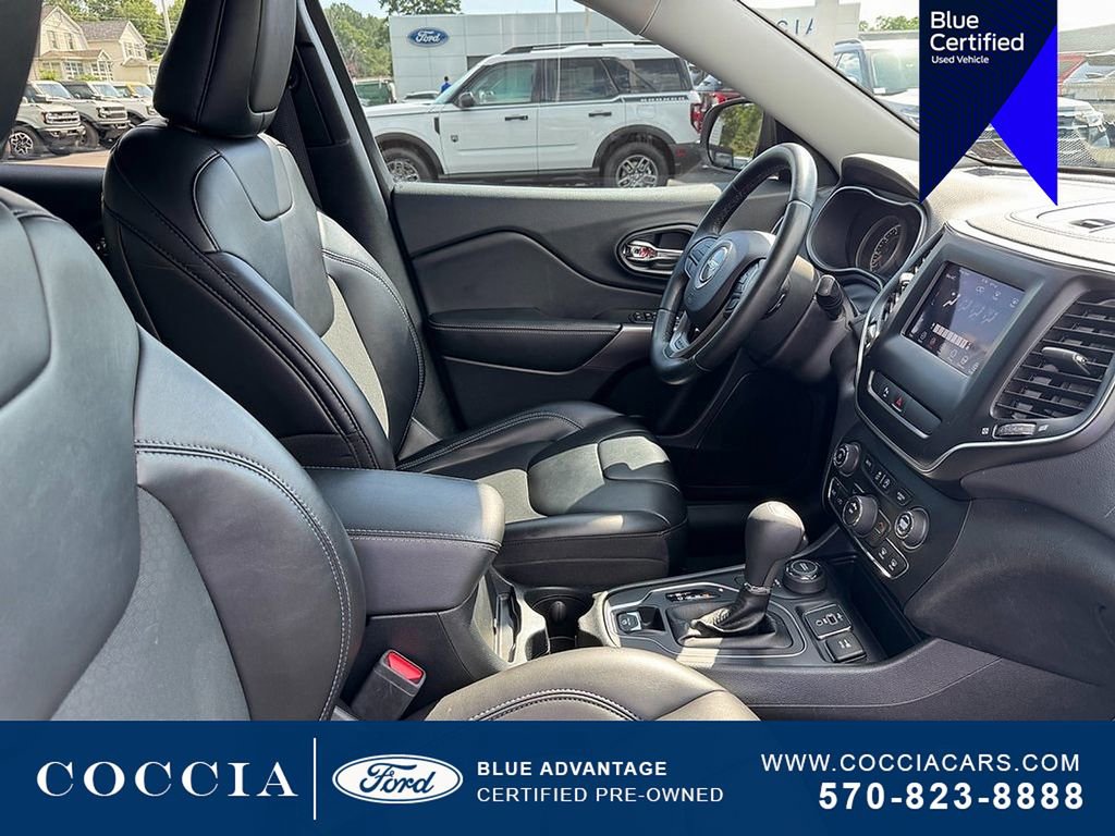 Used 2019 Jeep Cherokee Latitude Plus image 31