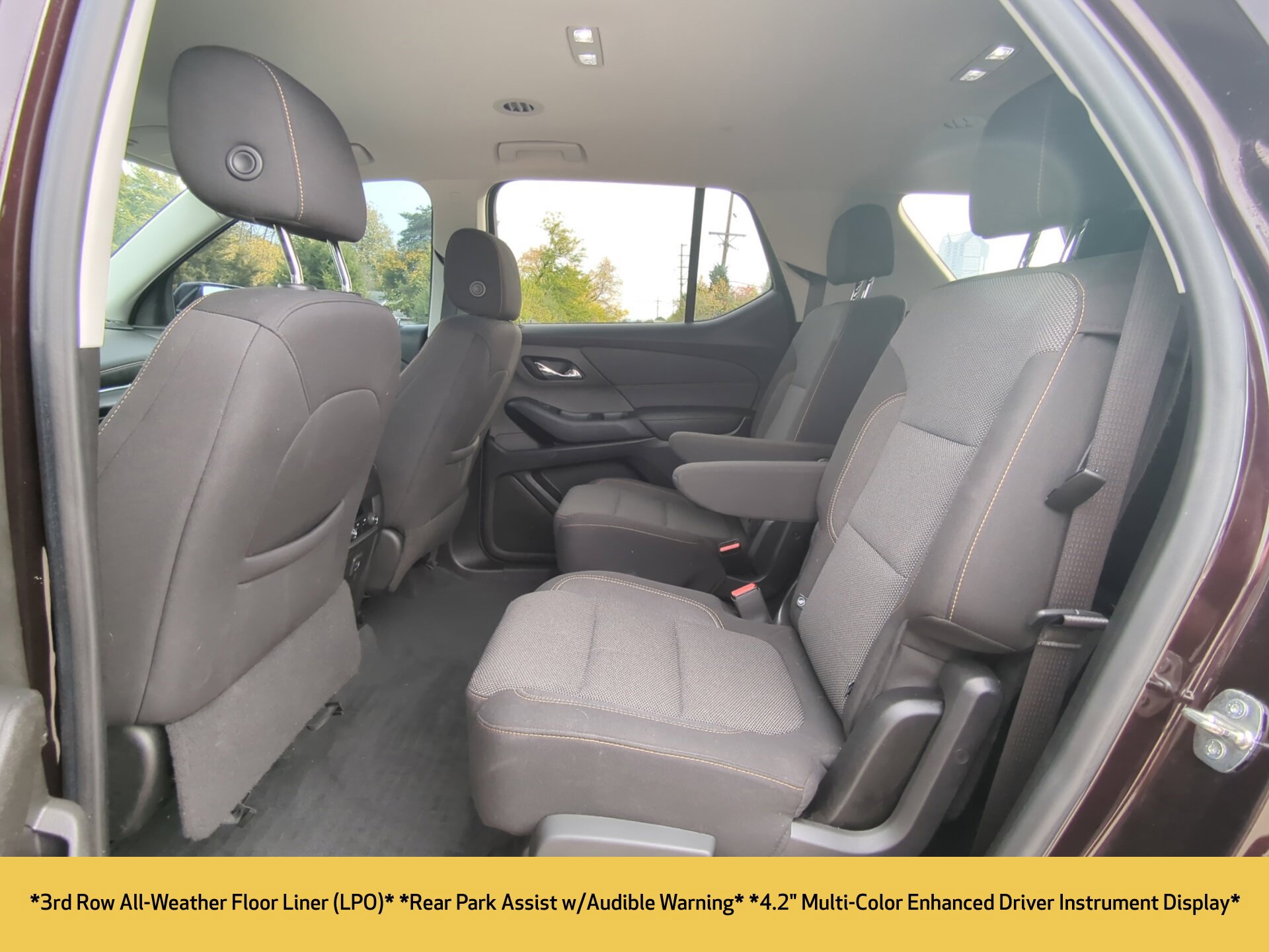 Used 2021 Chevrolet Traverse LT FWD image 14