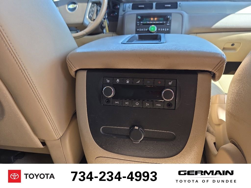 Used 2011 Chevrolet Suburban LT w/ Luxury Package AWD/4WD image 22