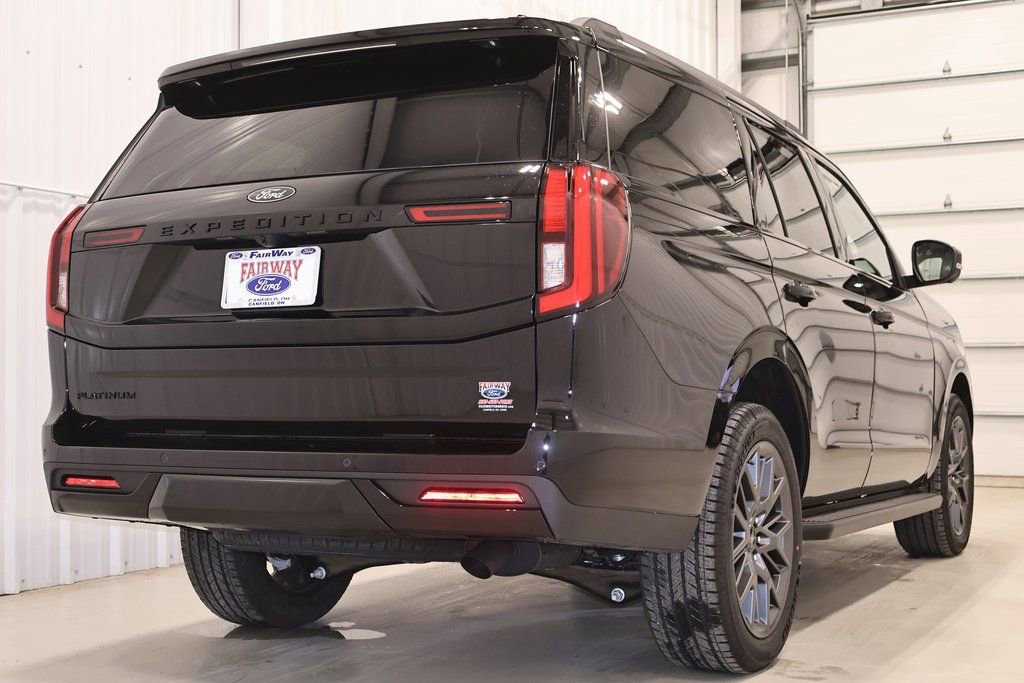 New 2026 Ford Expedition Platinum w/ Stealth Appearance Package image 9