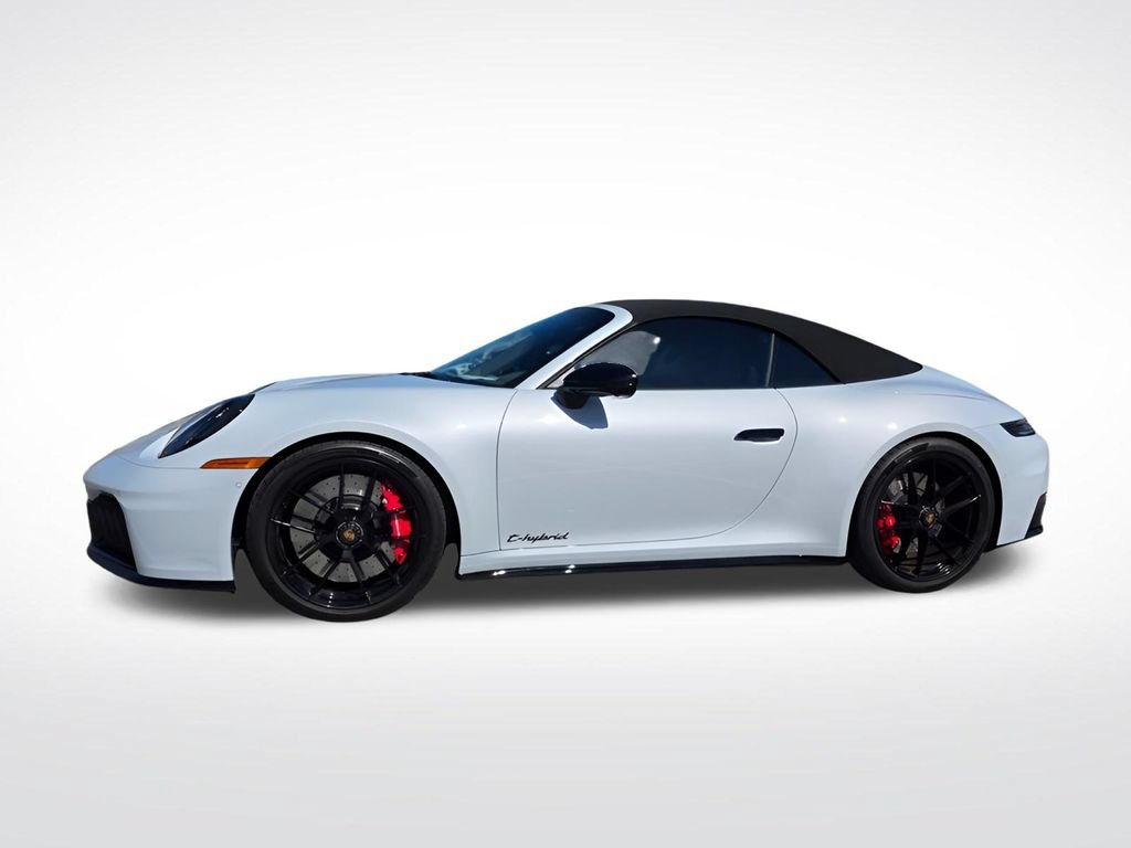 Used 2026 Porsche 911 Carrera GTS RWD image 2