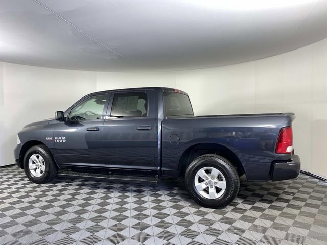 Used 2018 RAM 1500 Express RWD image 5
