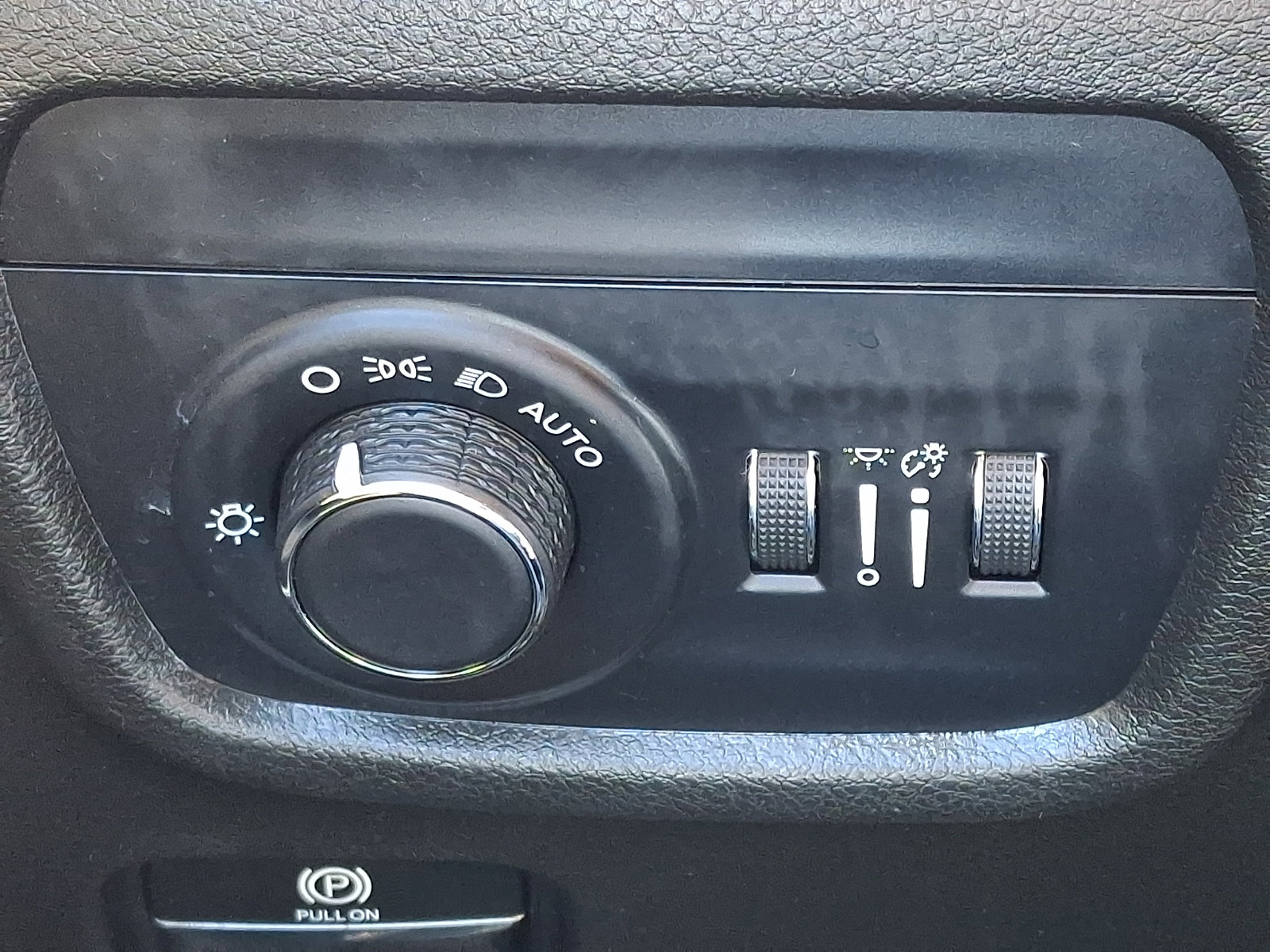 Used 2021 Jeep Grand Cherokee L Laredo AWD/4WD image 26