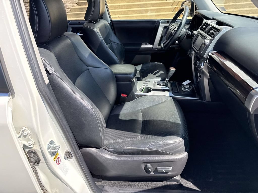 Used 2017 Toyota 4Runner Limited AWD/4WD image 7