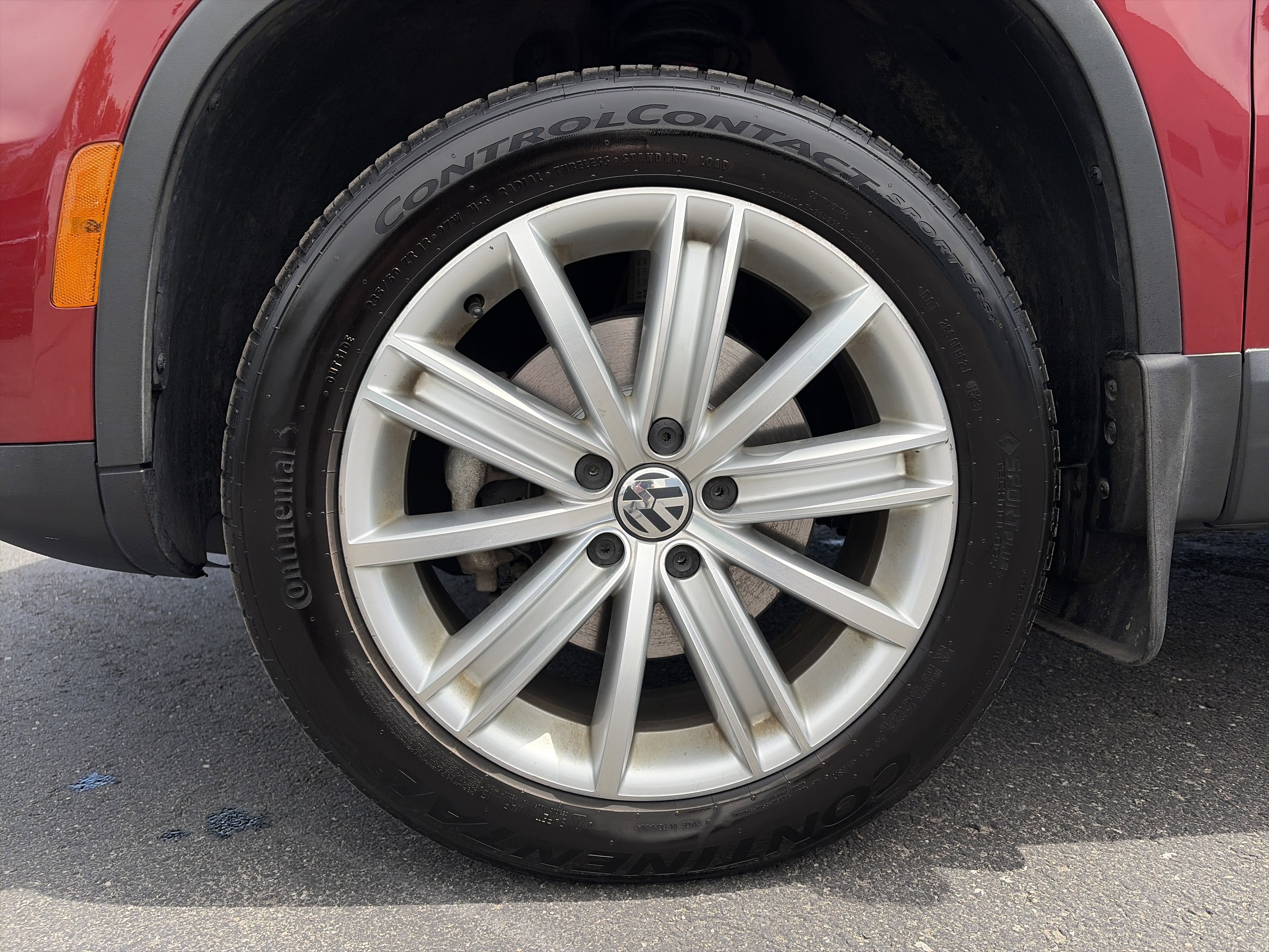 Used 2015 Volkswagen Tiguan S AWD/4WD image 12