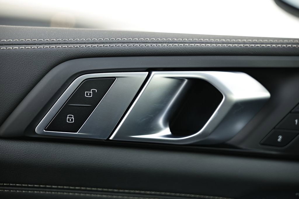 Certified 2026 BMW X5 xDrive40i image 16