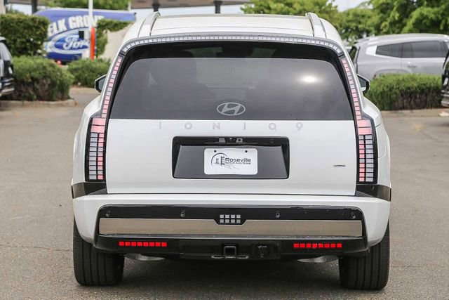 New 2026 Hyundai Ioniq 9 Calligraphy image 8
